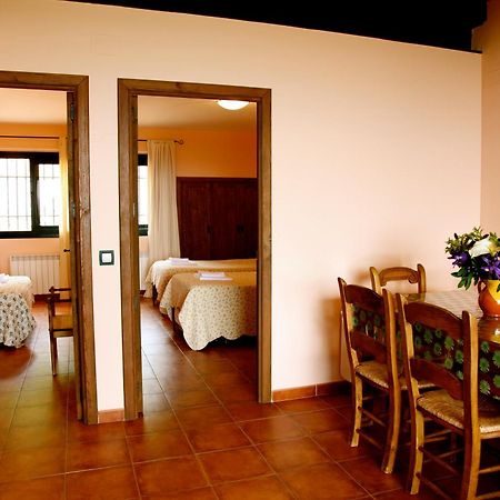 Las Casas De Agapito Poyales Del Hoyo Ngoại thất bức ảnh